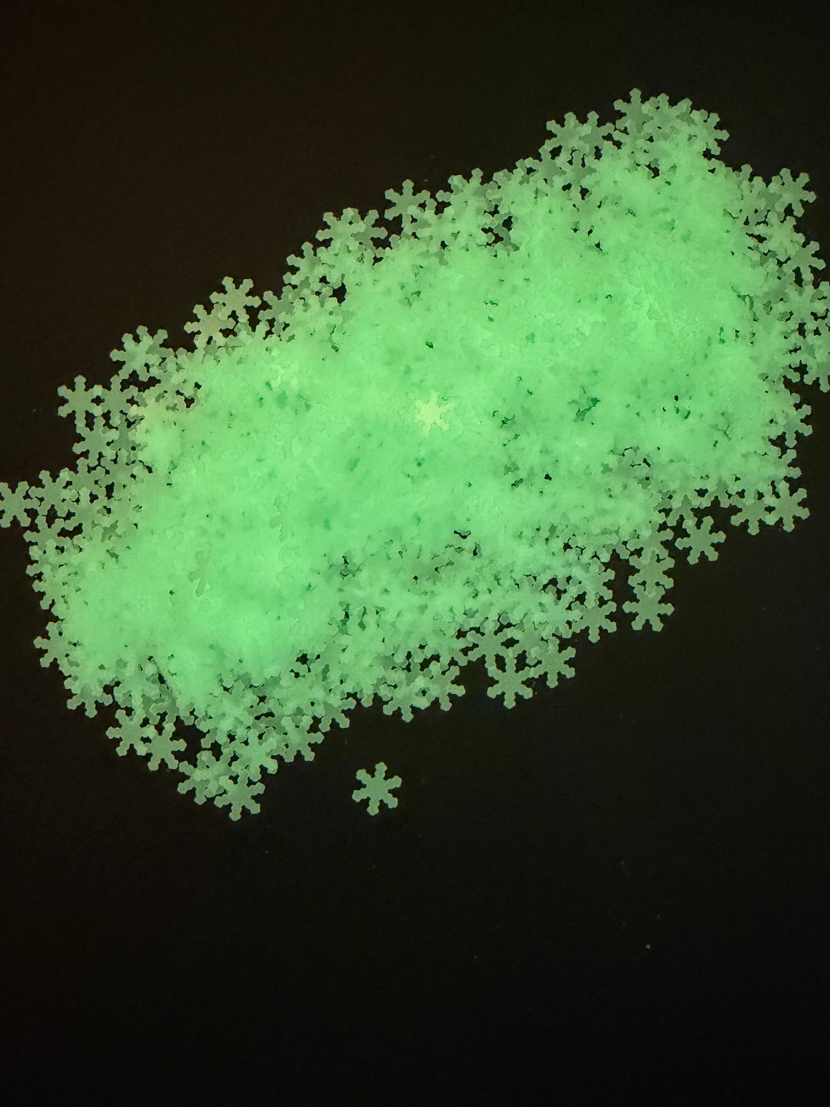 Glow Snowflakes Additive